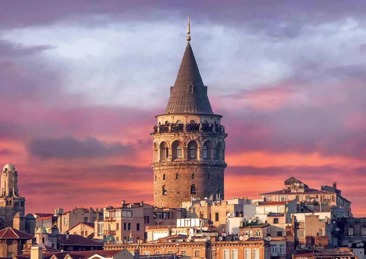 İstanbul'un Simgesi Galata Kulesi